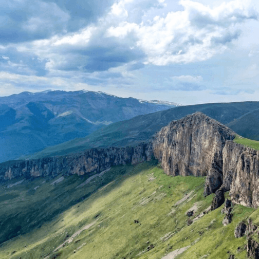 Քայլարշավ դեպի Դիմաց լեռ